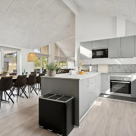 5 Bedroom Beautiful In Romo Kongsmark