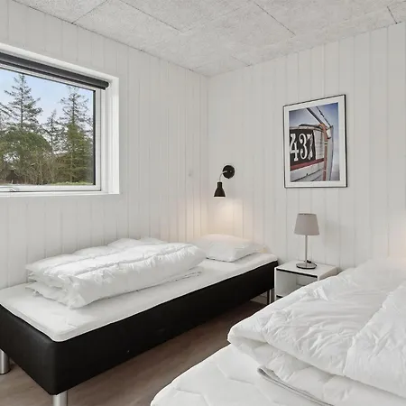 5 Bedroom Beautiful In