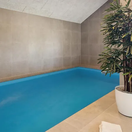 Дом отдыха 5 Bedroom Beautiful In *